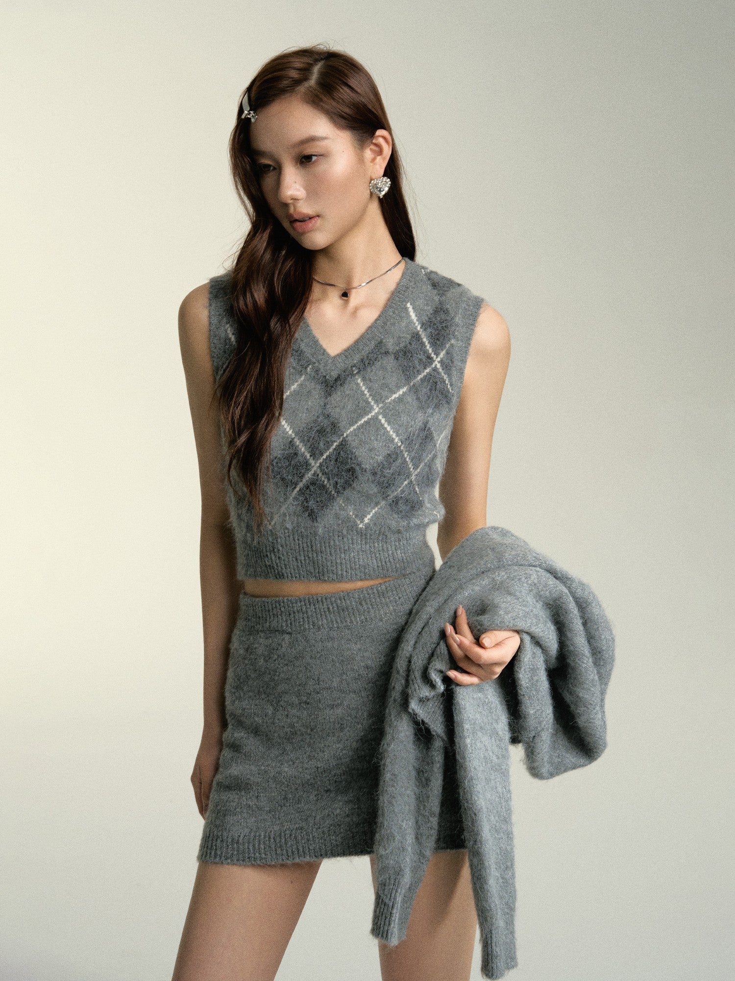 SOMESOWE Diamond Quartz Knitted Sweater