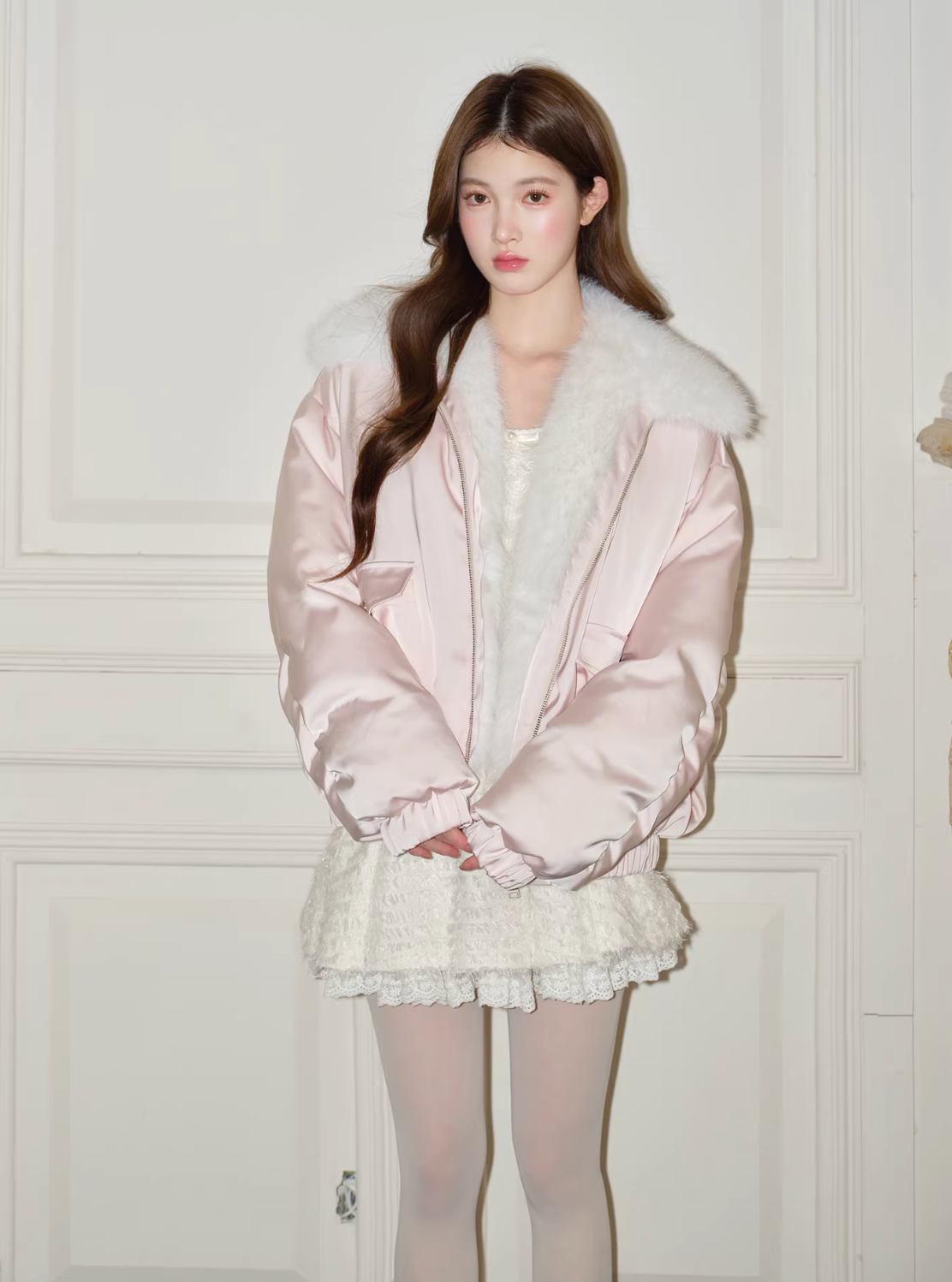 RECIT RECIT puffer jacket in sleek light pink mixed with satin with fur trim - Spacious, comfortable design for feminine winter