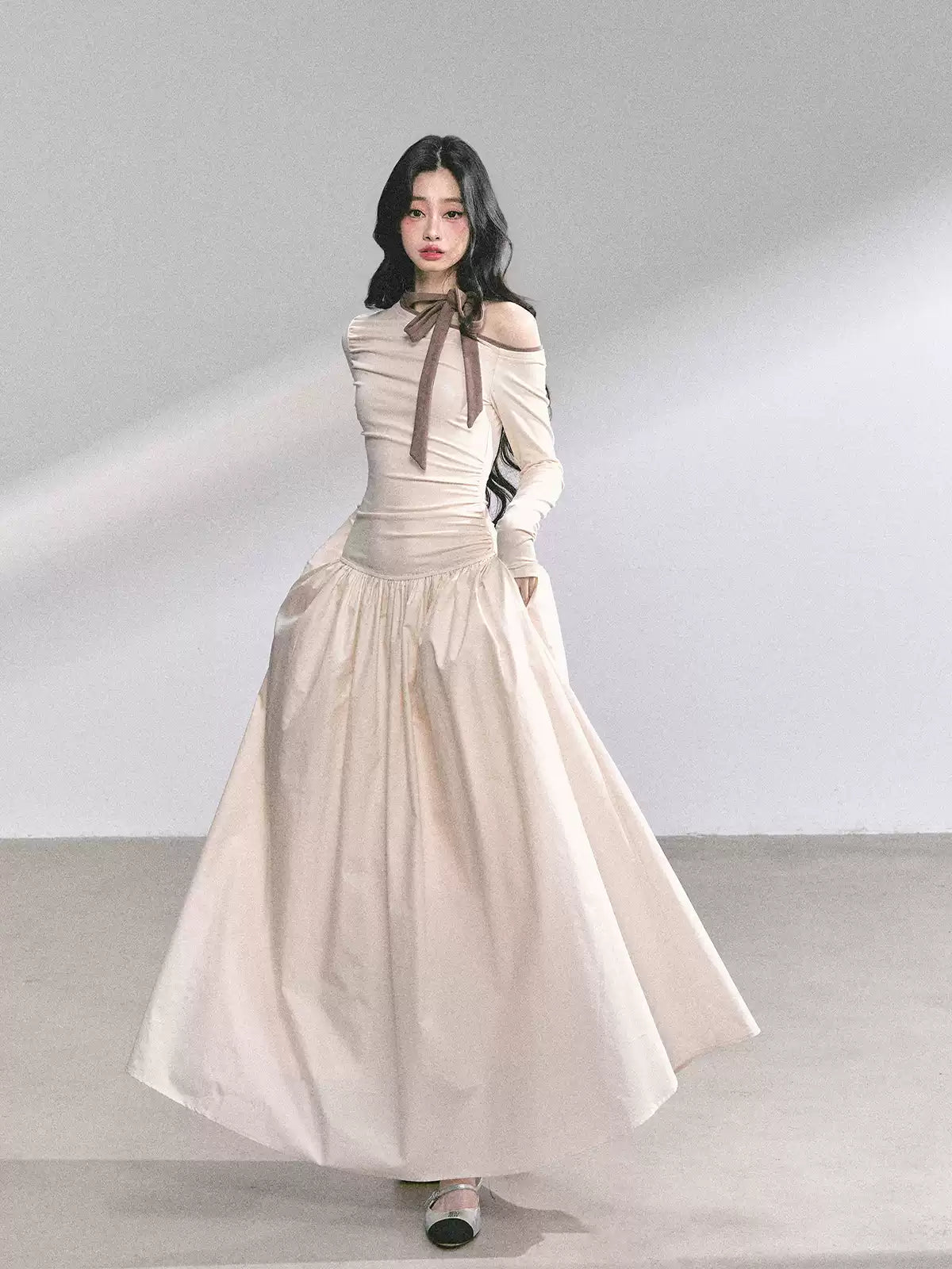 Shaoyeyan Vintage Retro Style Off-the-shoulder Long Sleeve Dress Fits and Cool for Royal Sisters Autumn Slim Waist Long Dress