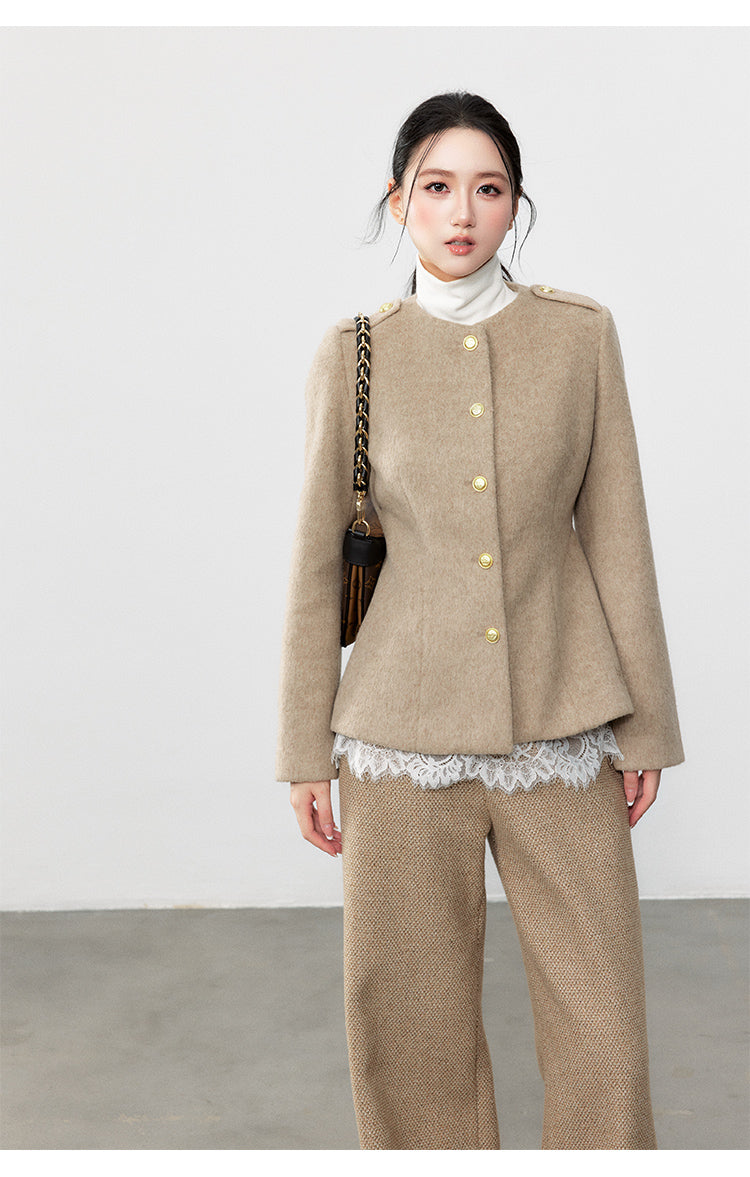New fashion classic style woolen coat and lace turtleneck autumn and winter t-shirt set, high-end waist-hugging fit for women Yuzhi