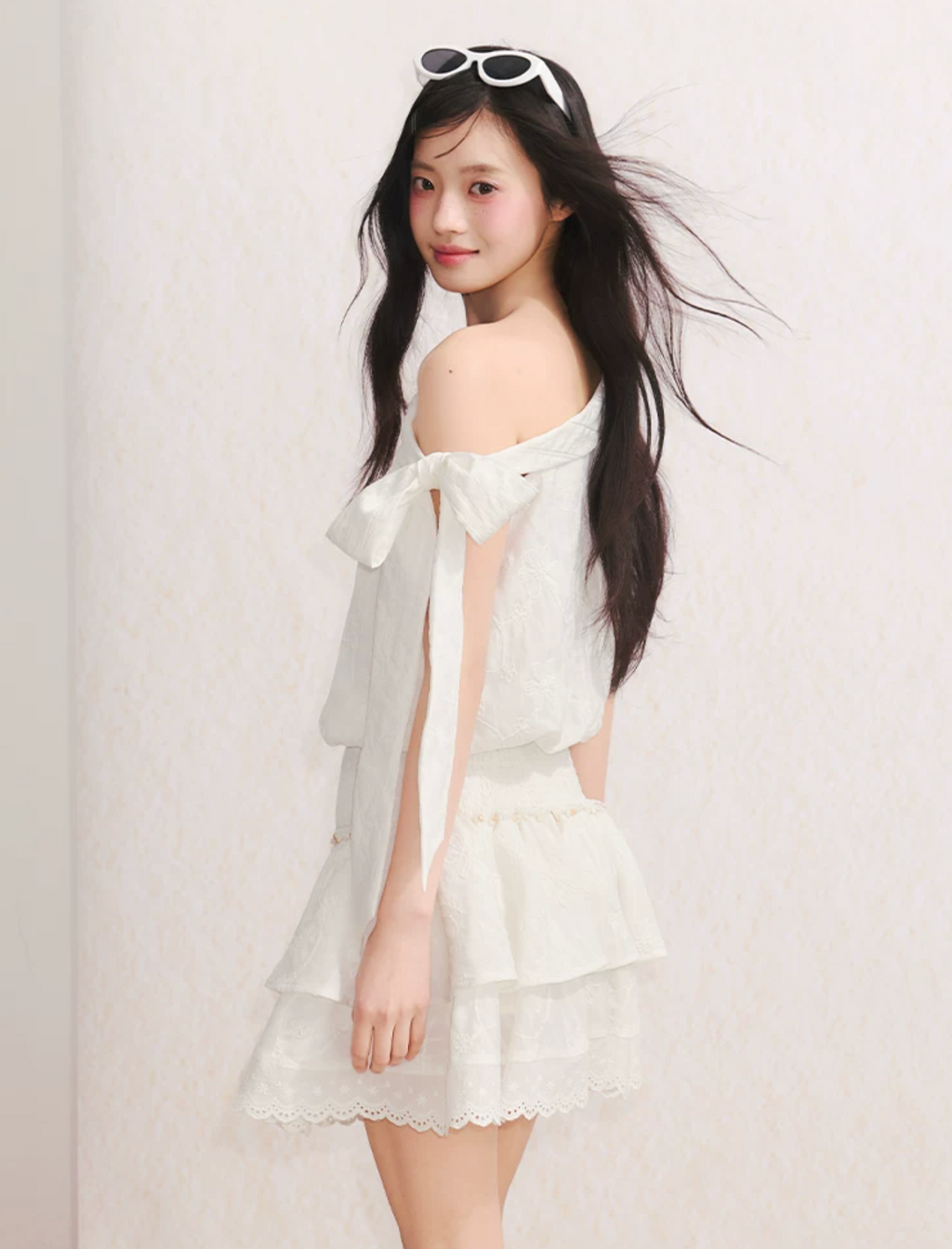 UMOUMO Sweet summer dress for girls, off-shoulder, pleated, floral pattern, butterfly waist.