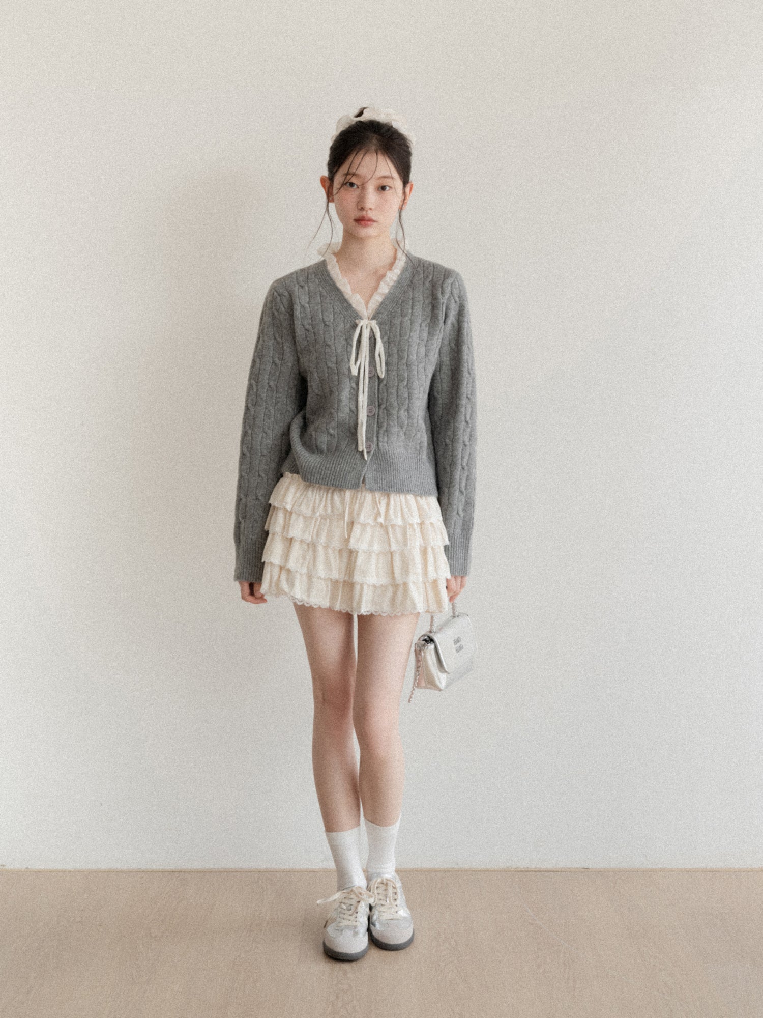 CANTONSTORY New winter style sweet apricot high-waisted midi dress for women, tight-fitting A-line dress, short skirt