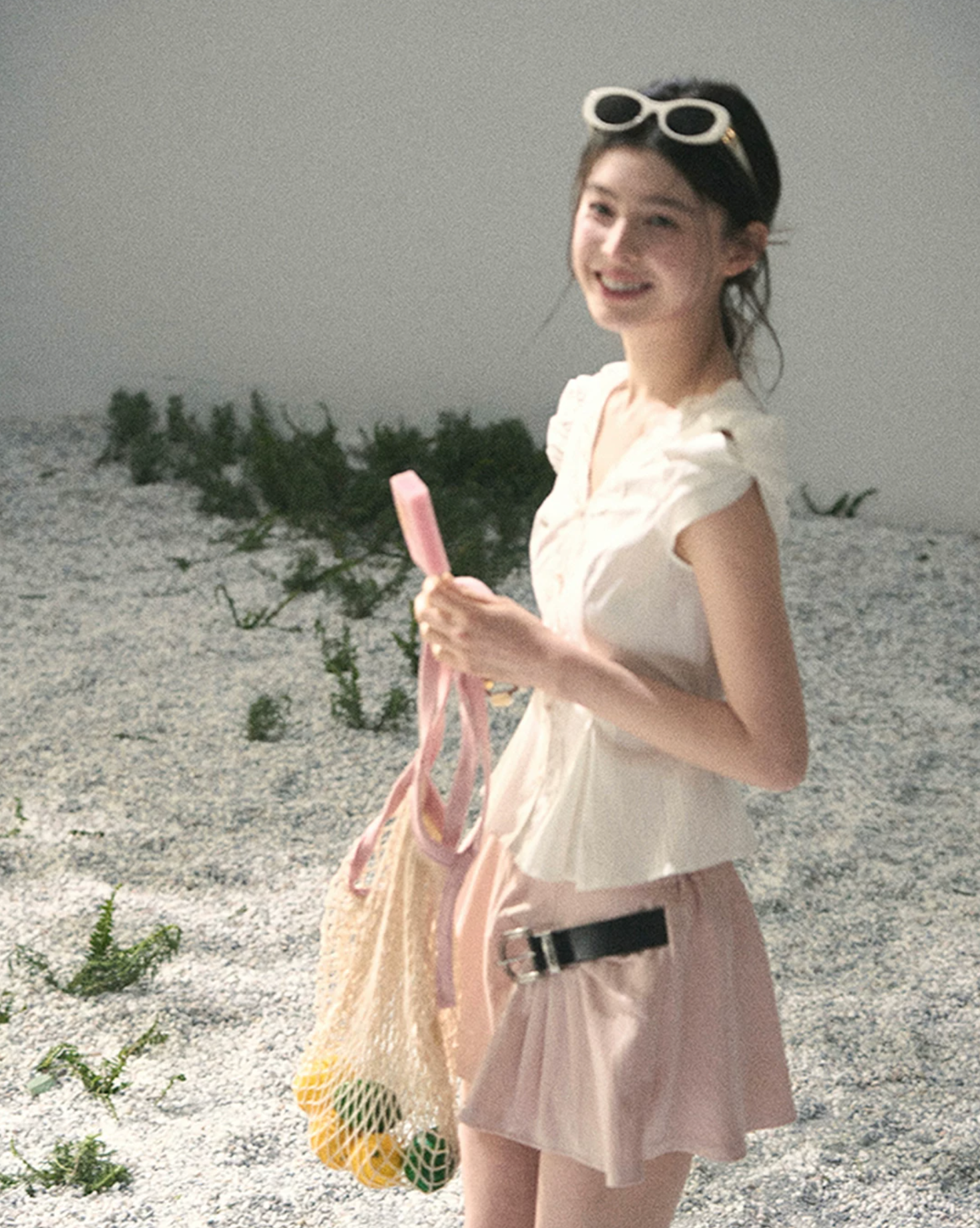 AOMALM "Untouchable White" French lace V-neck white shirt for women, short puff sleeves, suitable for summer