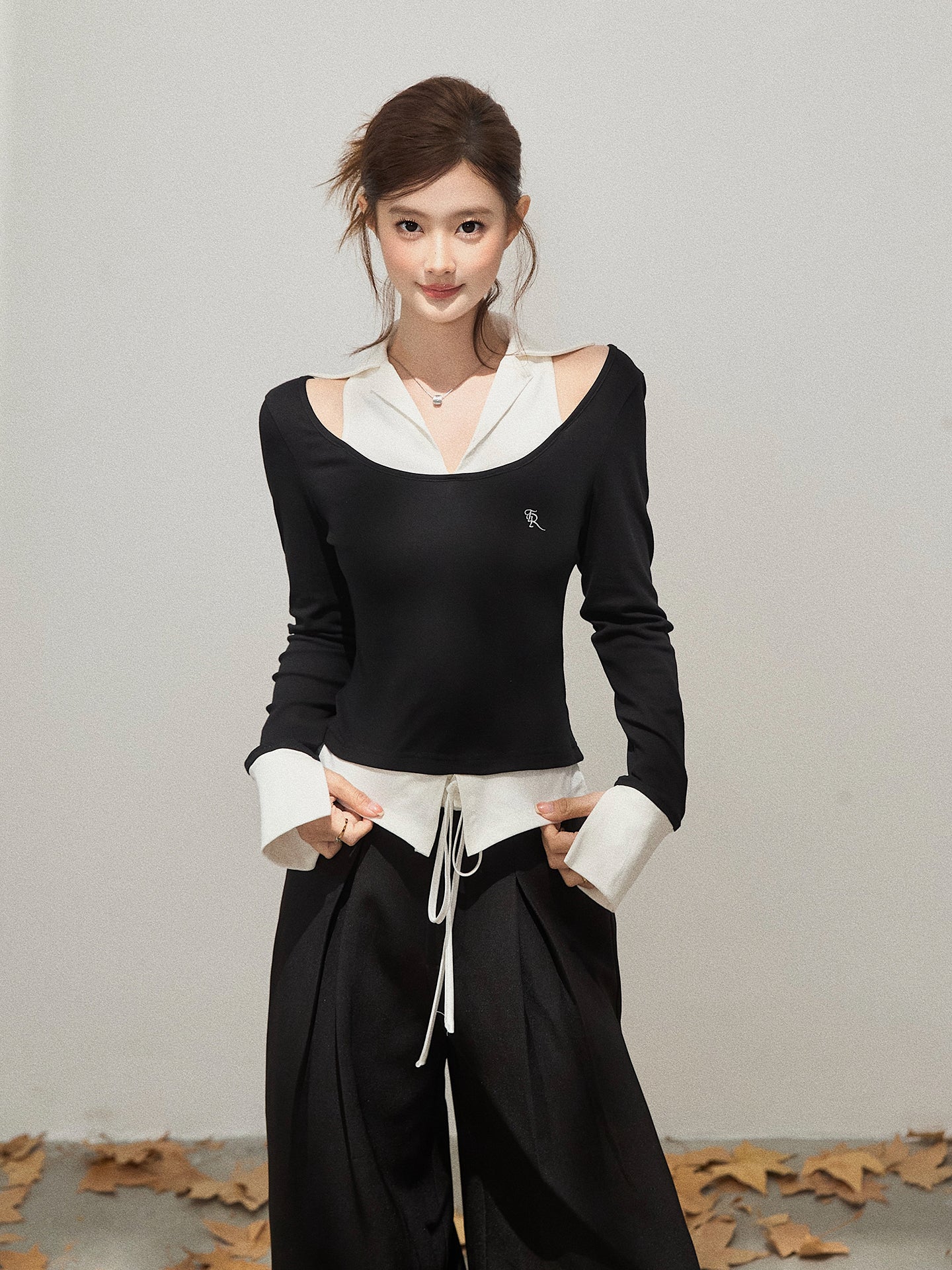Women's Fall Design Two-Piece Tight Long Sleeve T-Shirt, Slim Waist and Easy to Match Therous