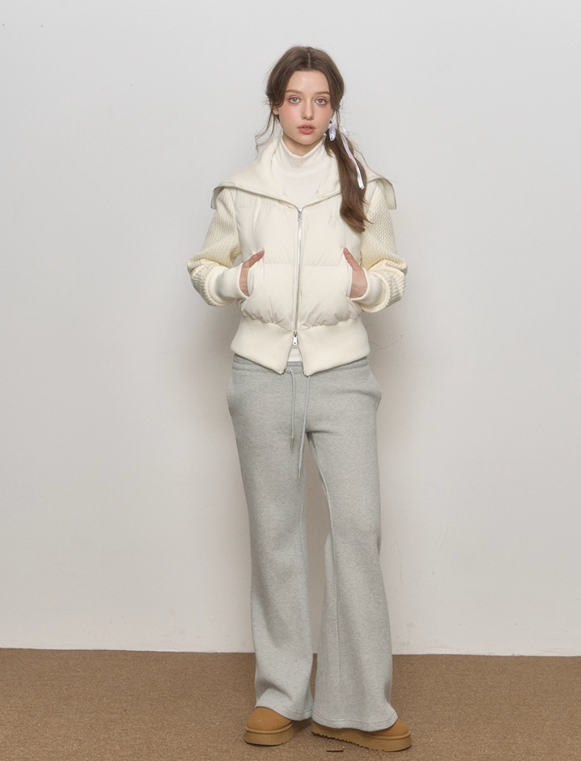 QDQD White minimalist short down jacket with wool blend sleeves