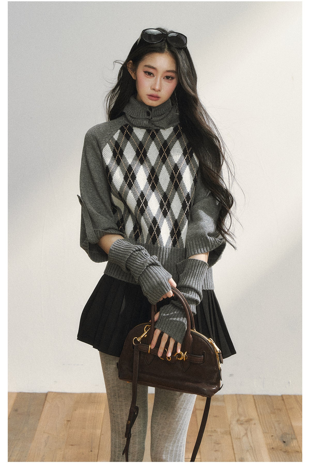 7SHIFTIN Original Design classic diamond pattern half-sleeved knit sweater, student style, slim fit