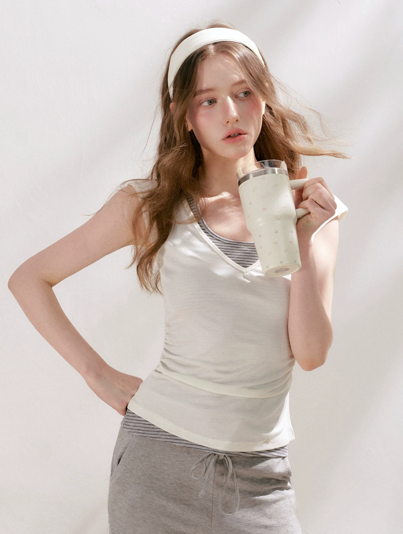 KROCHE Two-piece short-sleeved t-shirt with a slim fit, halter neck, color combination, "Lyocell" striped pattern.