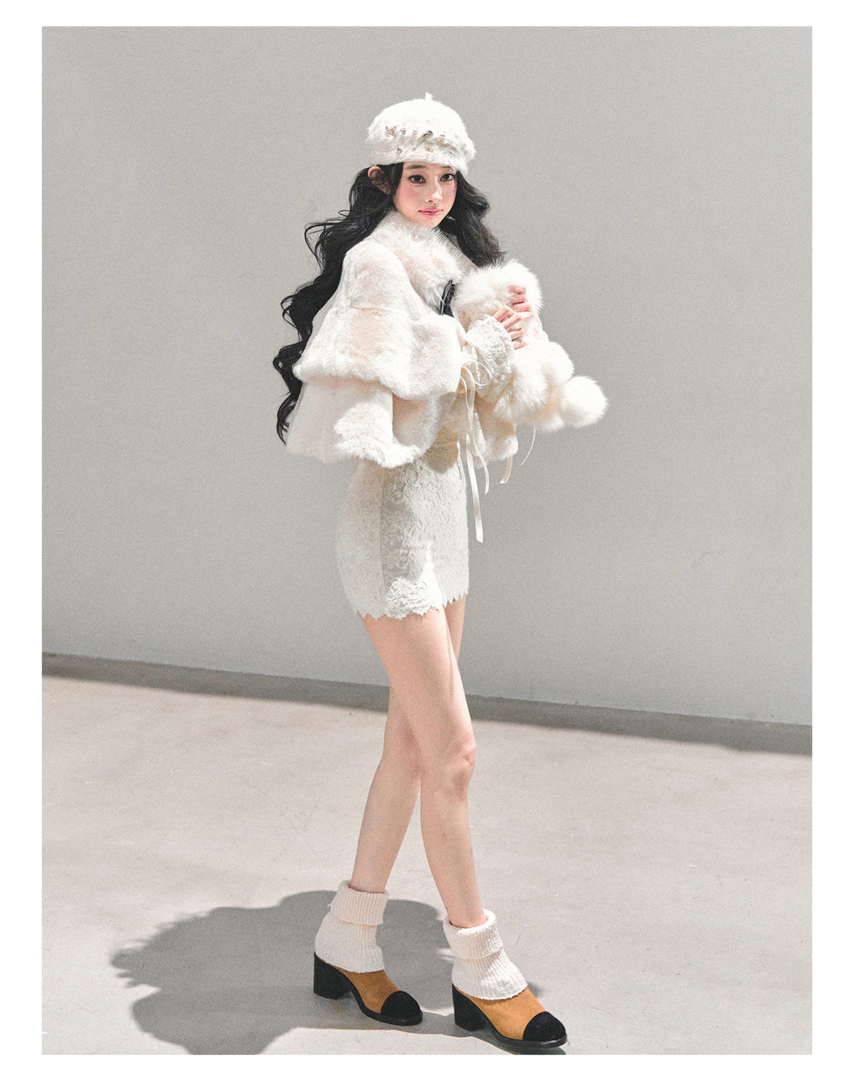 SHAOYEYAN Women's "First Snow is Coming" French Christmas Coat (Winter)