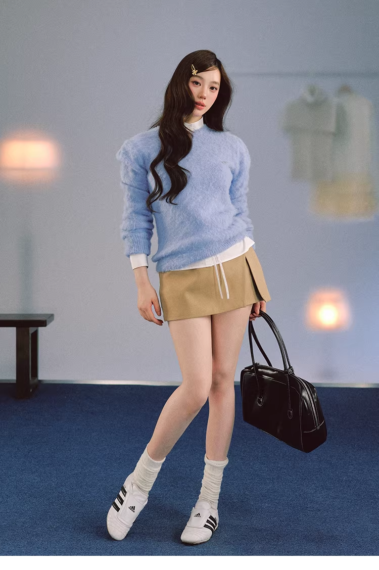 LaluneDuCiel Women's elegant, figure-hugging, light beige dress/pants with a side slit.