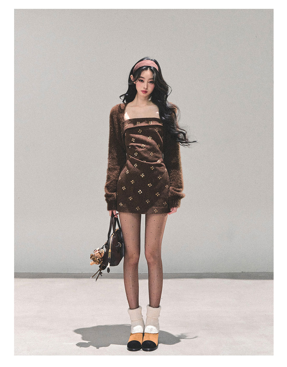 SHAOYEYAN Aomalm Women's "Begonia Blossoms Never Sleep" French Style Woolen Dress, Winter Short Skirt and Shawl.