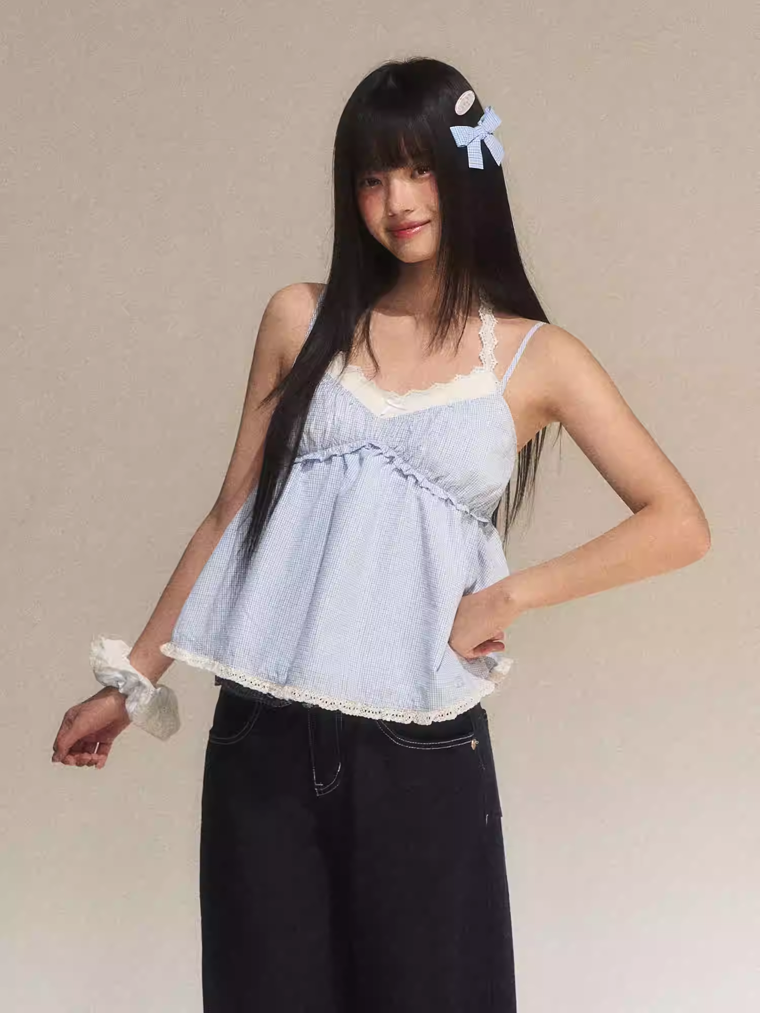 WEEKENDHUB Two-piece suit includes a color-matched tank top with lace trim, new style with halter neck and open back for women.