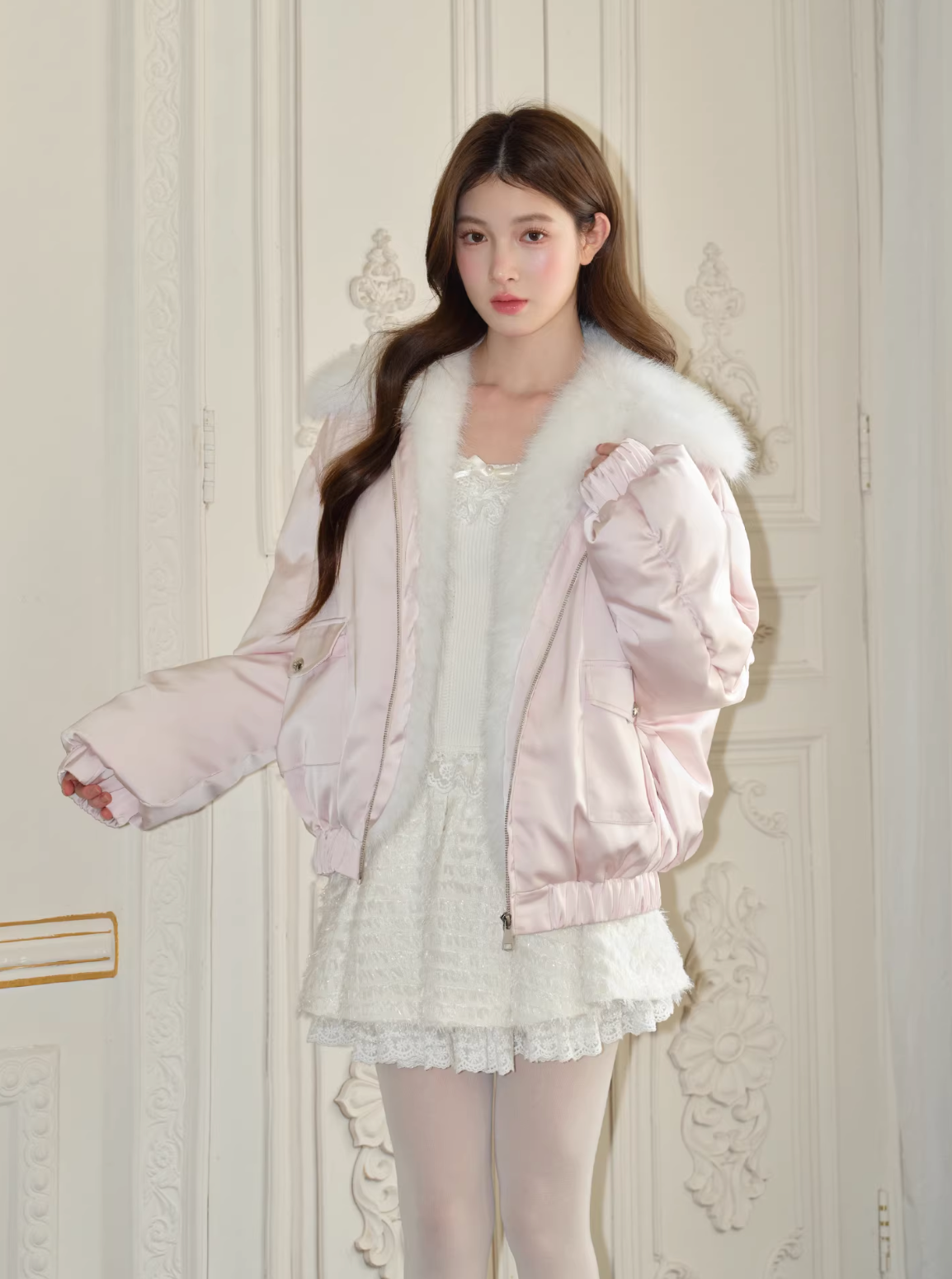 RECIT RECIT puffer jacket in sleek light pink mixed with satin with fur trim - Spacious, comfortable design for feminine winter