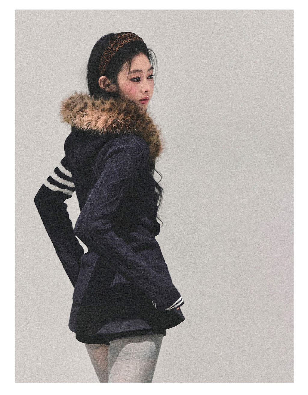 SHAOYEYAN "Only she wentby" - Women's winter American style hooded long sleeve cardigan sweater