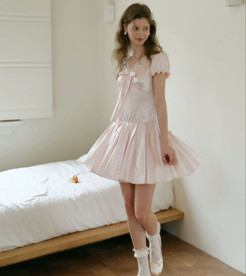 ISISLOVE French dress with V-neck puff sleeves, pink satin polka dot pleated skirt, summer style for women.