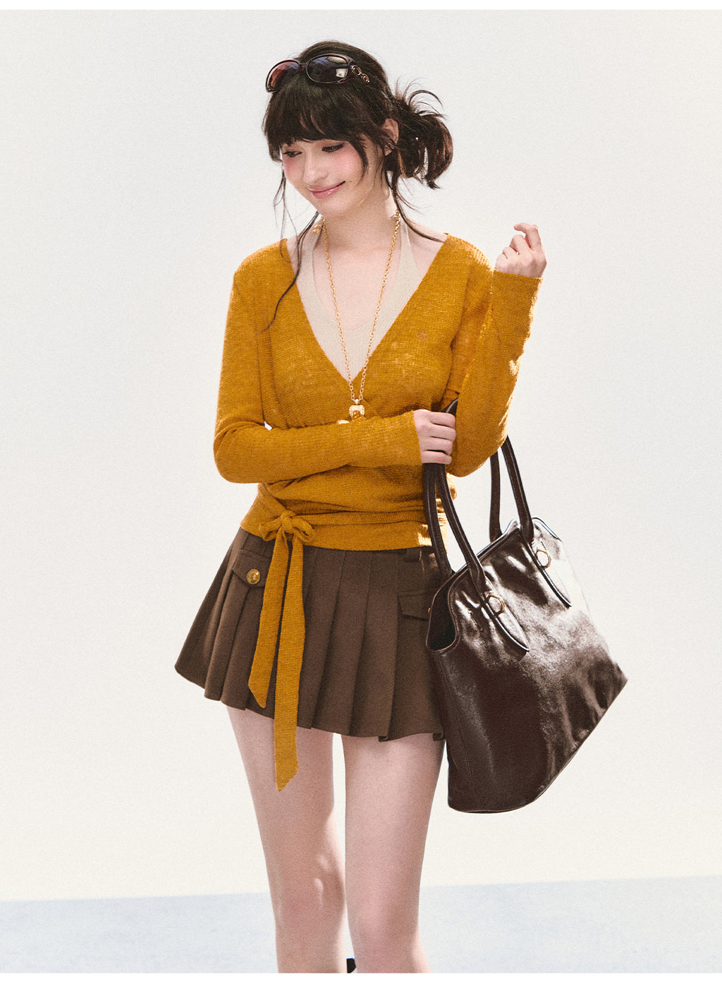 College style faux pocket skirt A-line pleated skirt high waisted mini skirt classic smart tight high end AD1 ANDYET