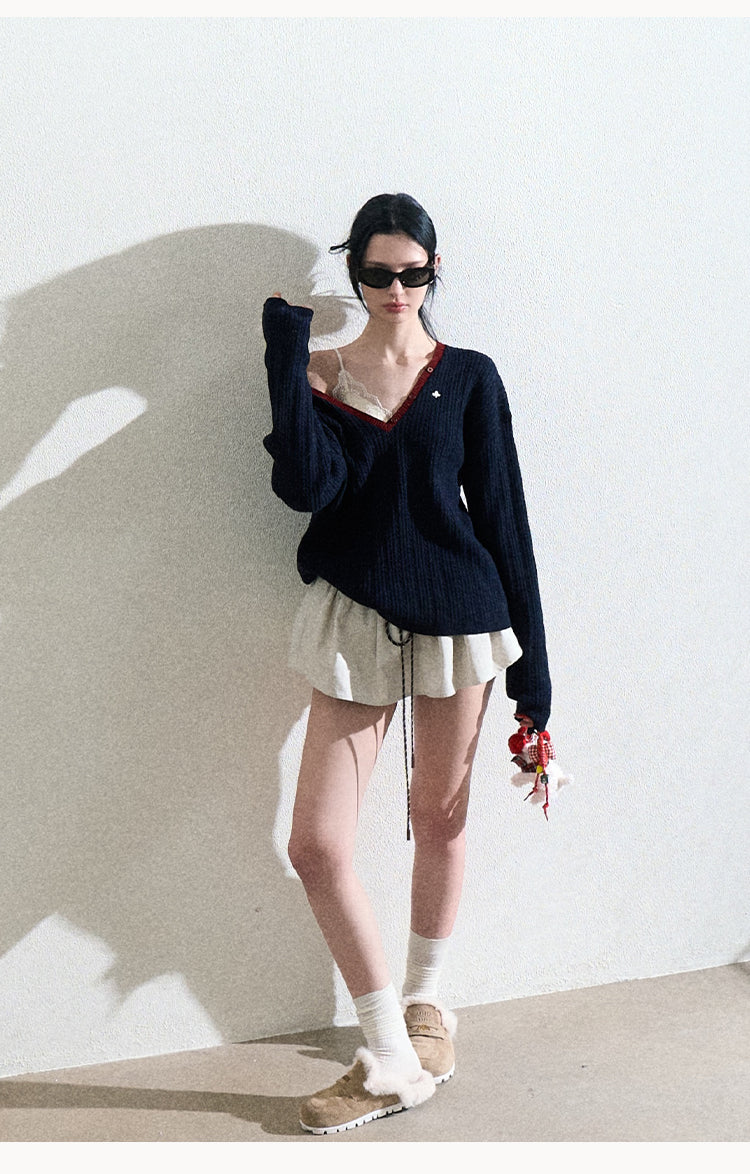 OAKMOO "The River Crossed Me" - Fashionable V-neck knit sweater, perfect for everyday wear and work.