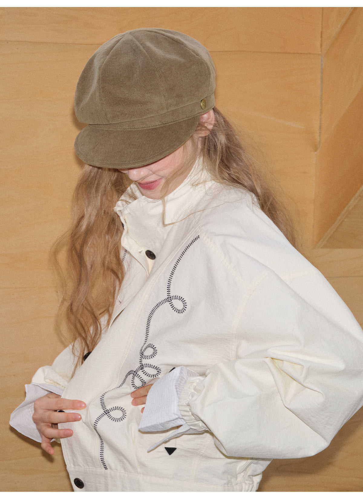 FEITIY New Autumn and Winter Fashion Retro Newsboy Cap Octagon Small Face Short Brim Corduroy Women's Baseball Cap