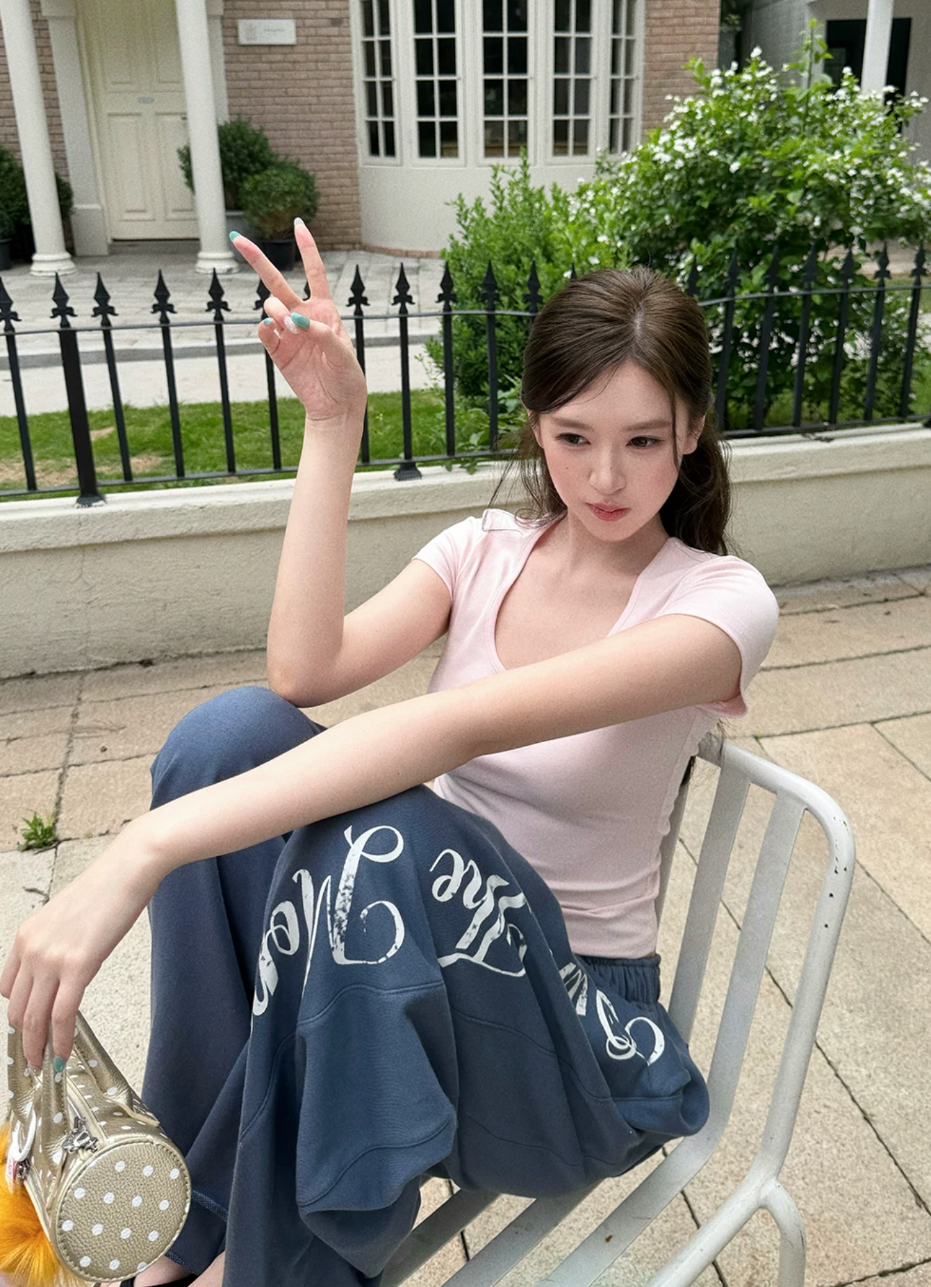 OIOI ESSE Cute solid color U-neck short-sleeved T-shirt made of Tencel cotton for women, slim fit, straight shoulders