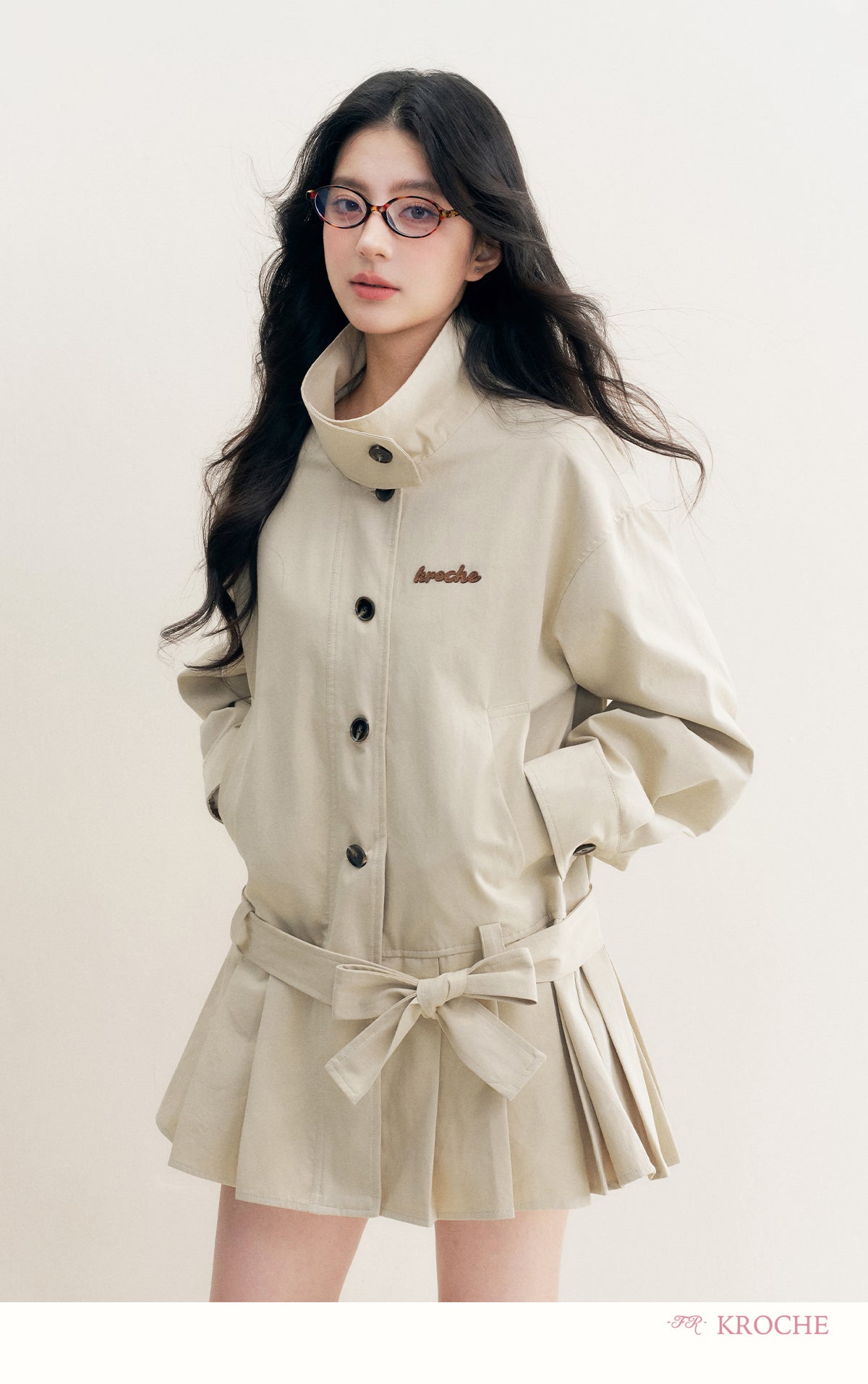 KROCHE 25aw Geek Chic cotton trench coat with stand collar and appliqué embroidery