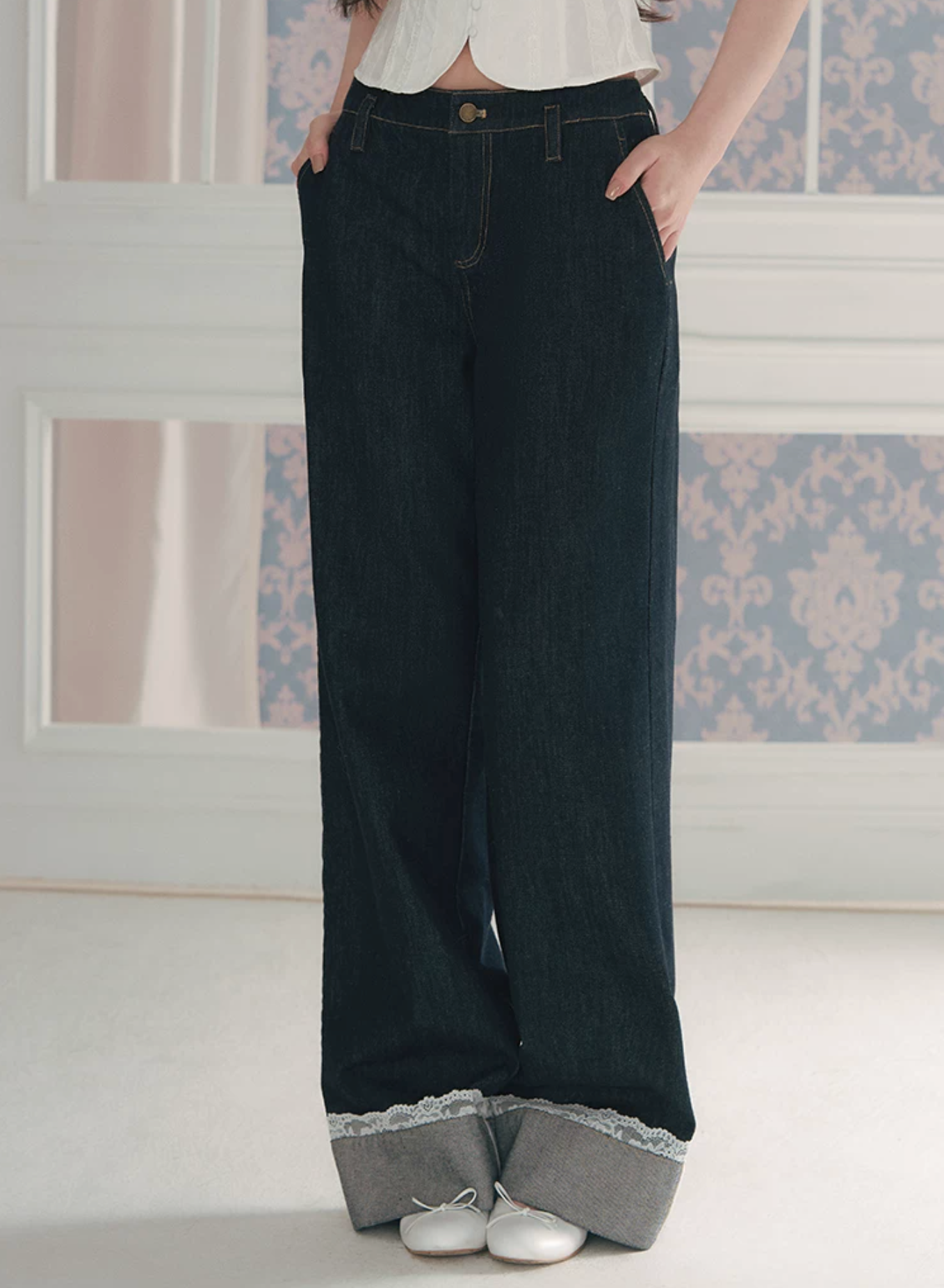 LaluneDuCiel The balance between sweet and cool, soft and skin-friendly material, mid-waist jeans style