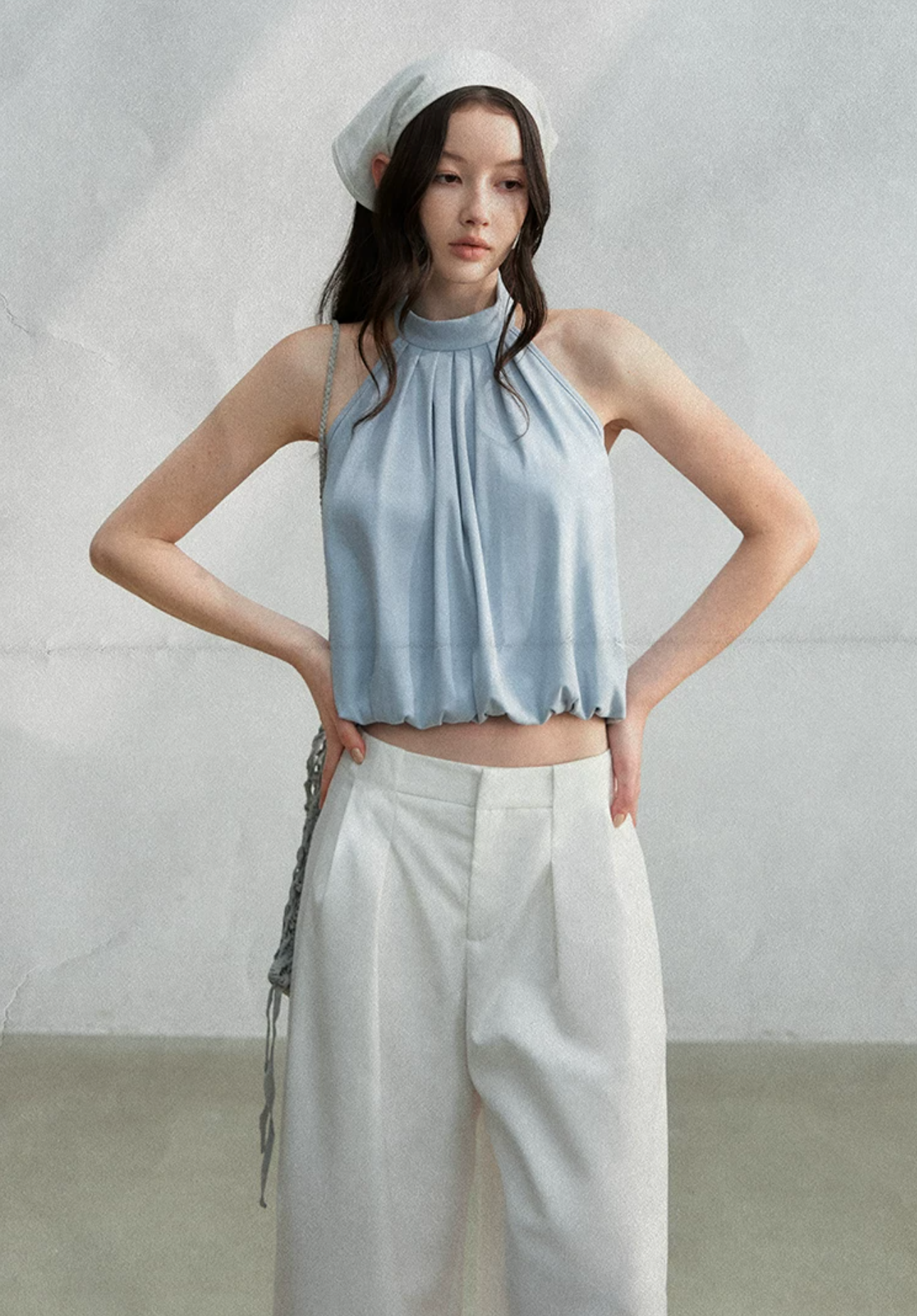 LaluneDuCiel High-neck, backless, sleeveless tank top, French and Korean minimalist style, cool and stylish