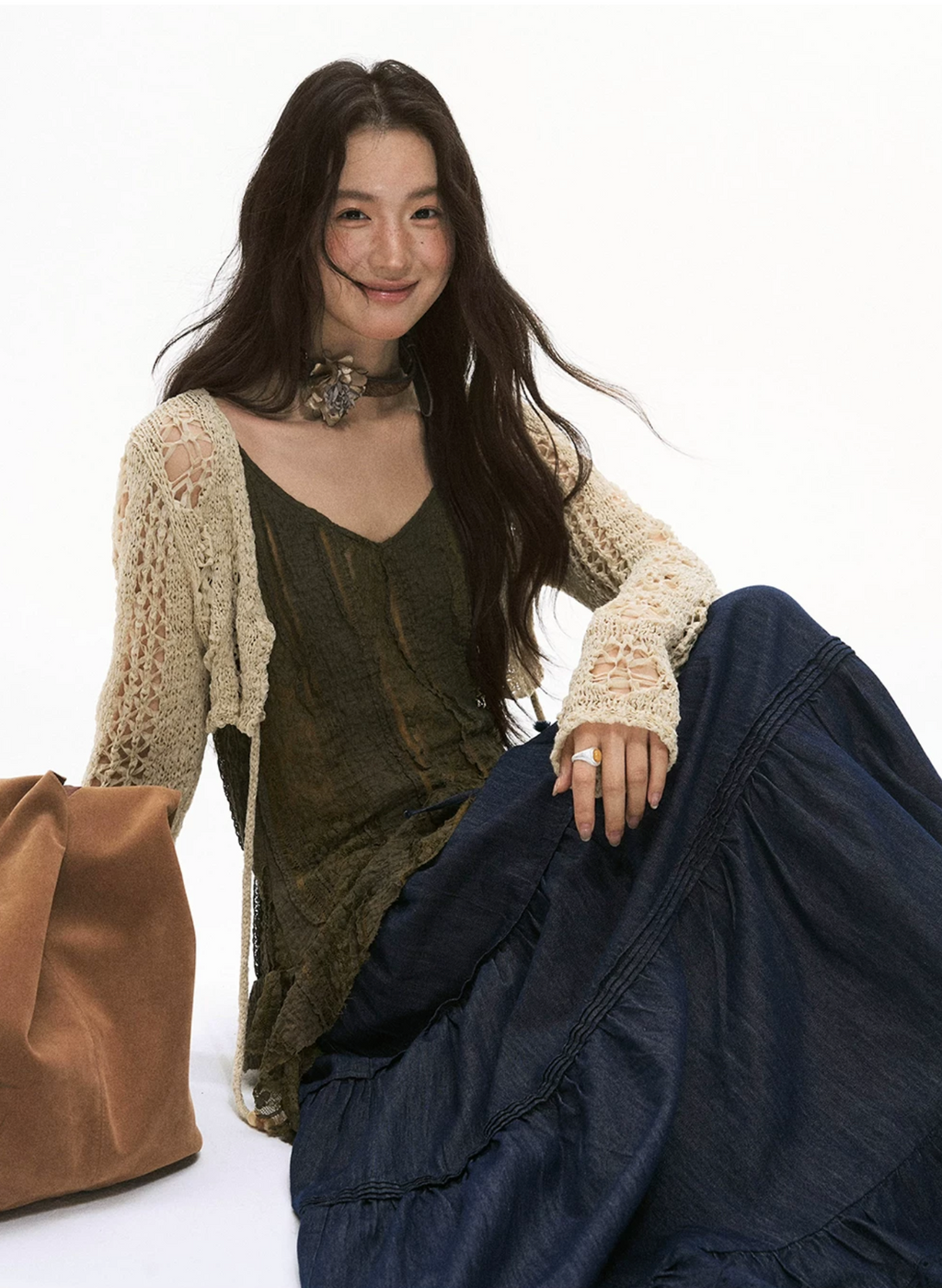 SOOLROK Lace tank top with V-neck, uneven hem, pure and charming, literary style