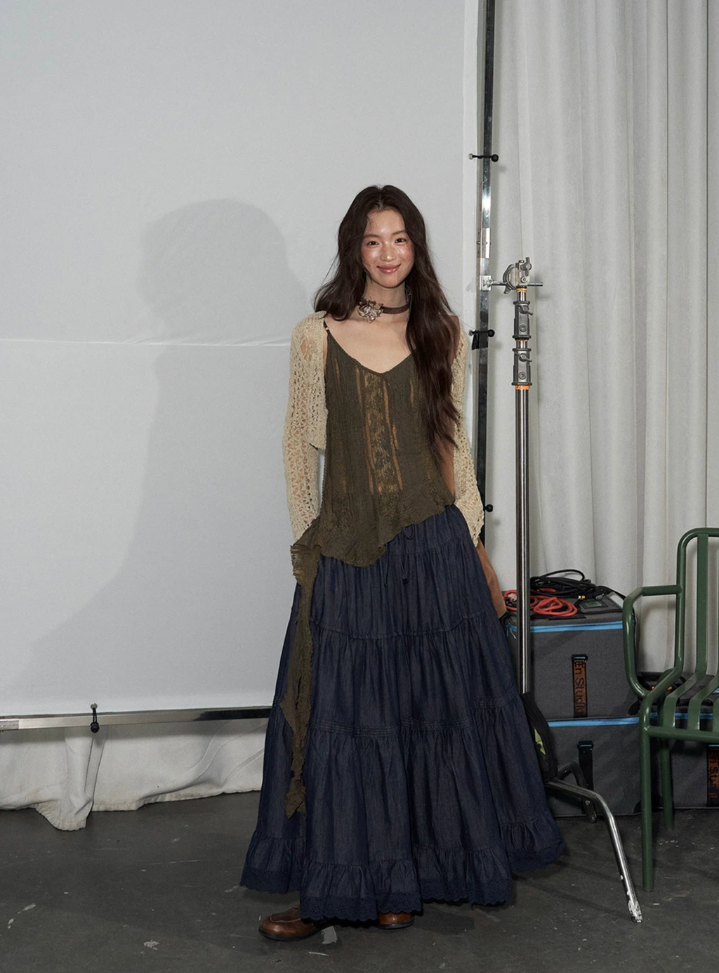SOOLROK Lace tank top with V-neck, uneven hem, pure and charming, literary style
