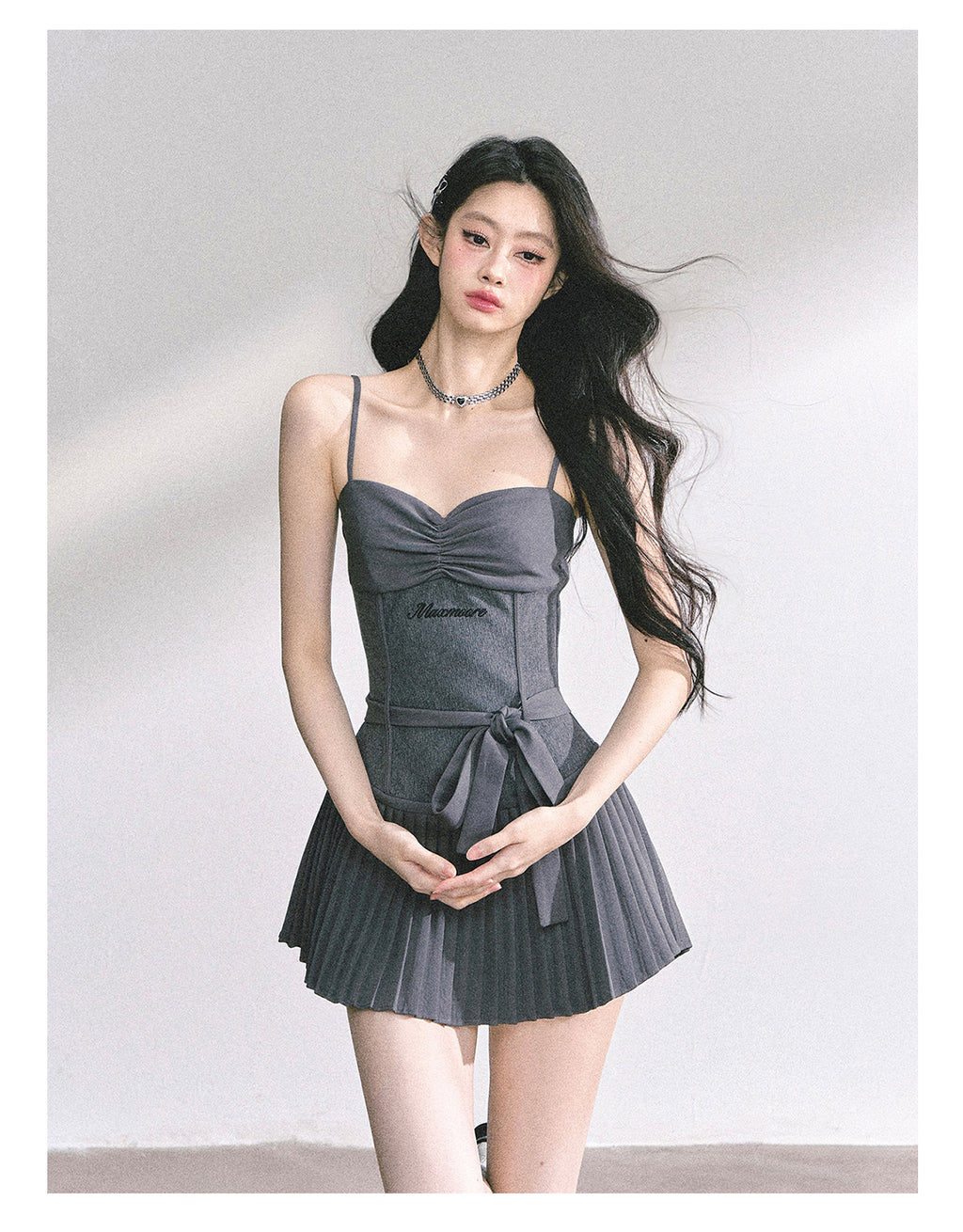 Bold royal idol style dress with straps for women summer slimming puffy and short skirt Shaoyeyan