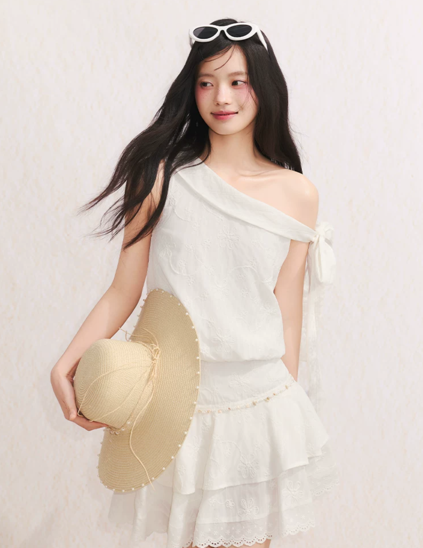 UMOUMO Sweet summer dress for girls, off-shoulder, pleated, floral pattern, butterfly waist.