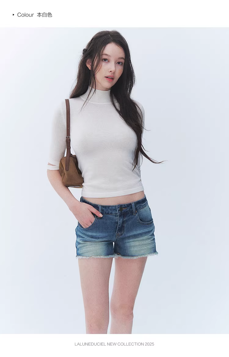 LaluneDuCiel [Truong Nguyen Anh's style] High-neck sweater for women, solid color, flattering.