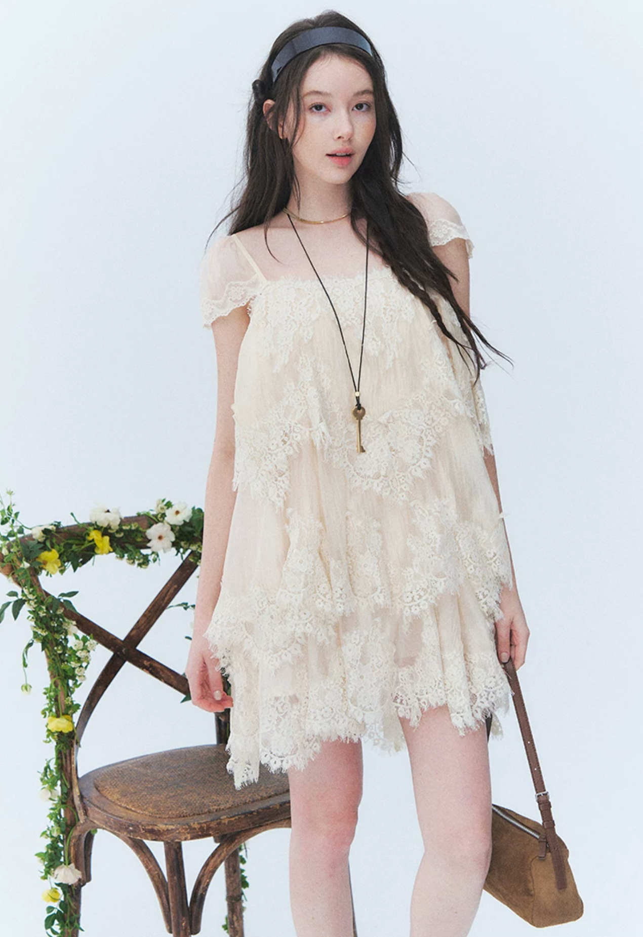 LaluneDuCiel Square neck flared lace dress, thick material, retro style, suitable for beach vacations.