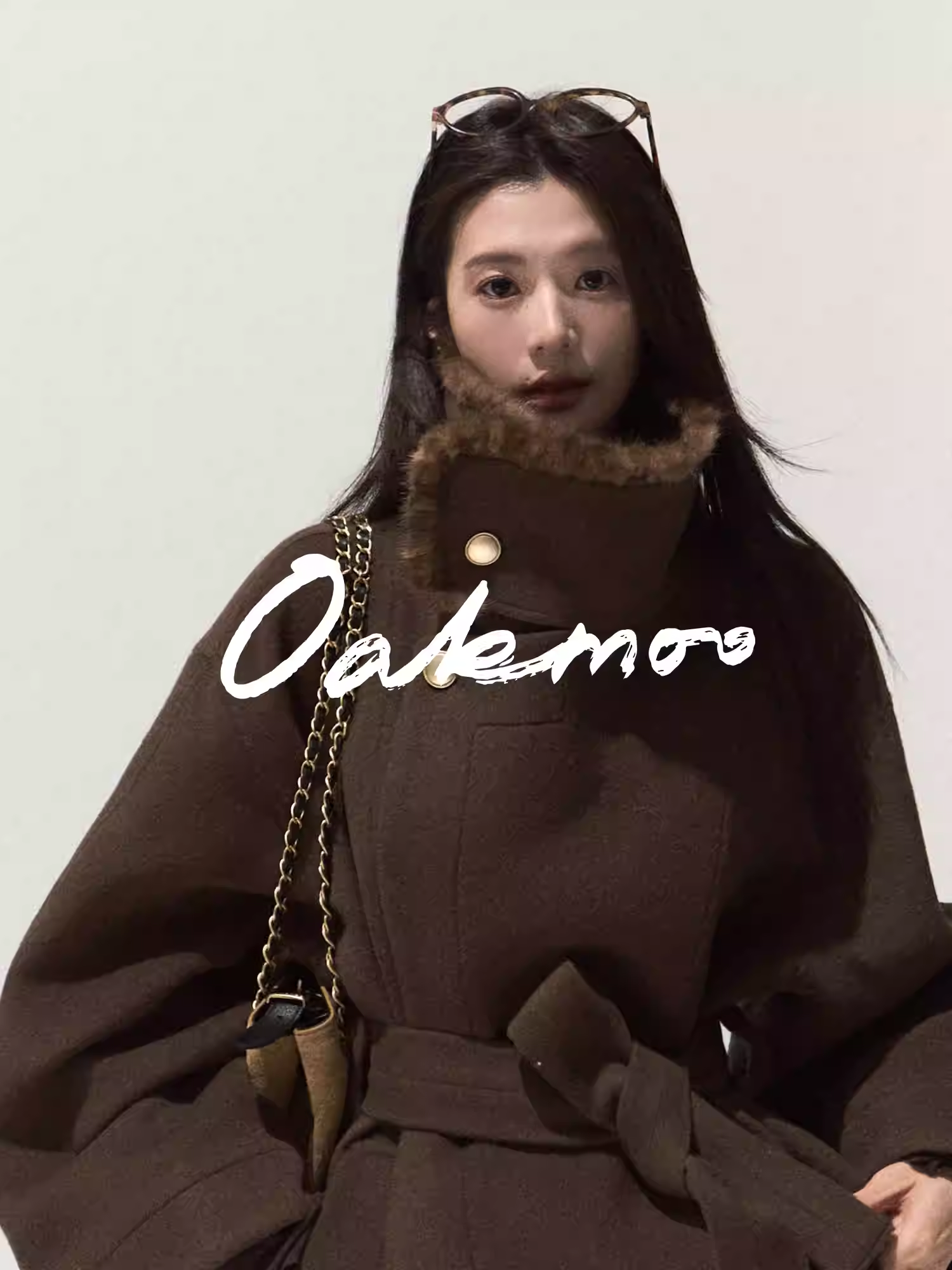 OAKMOO Brown wool jacket/short shirt with waist, stand collar, 100% mink fur material, mink fur collar, wool material, style "The passionate scent of flowers".
