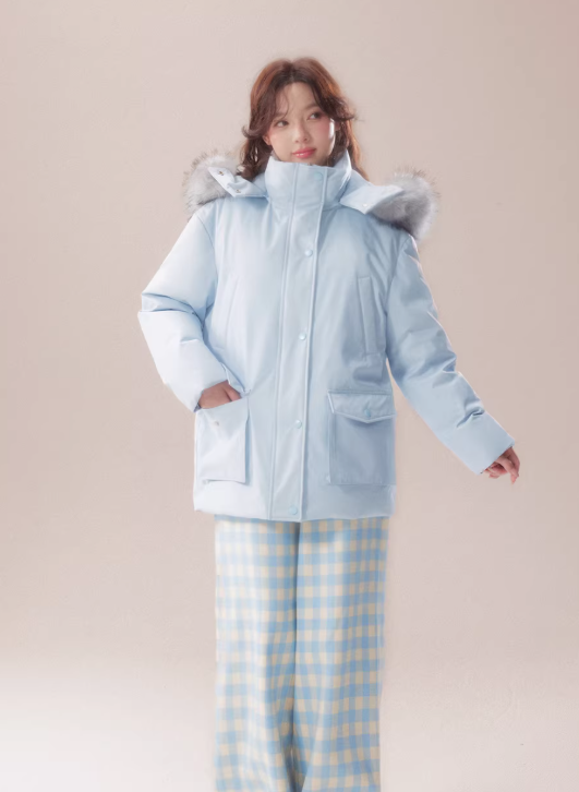 AOORAA [Extremely cold collection] 90% white goose down jacket with three-layer waterproof DuPont fur collar "Warm winter in the land of white snow"