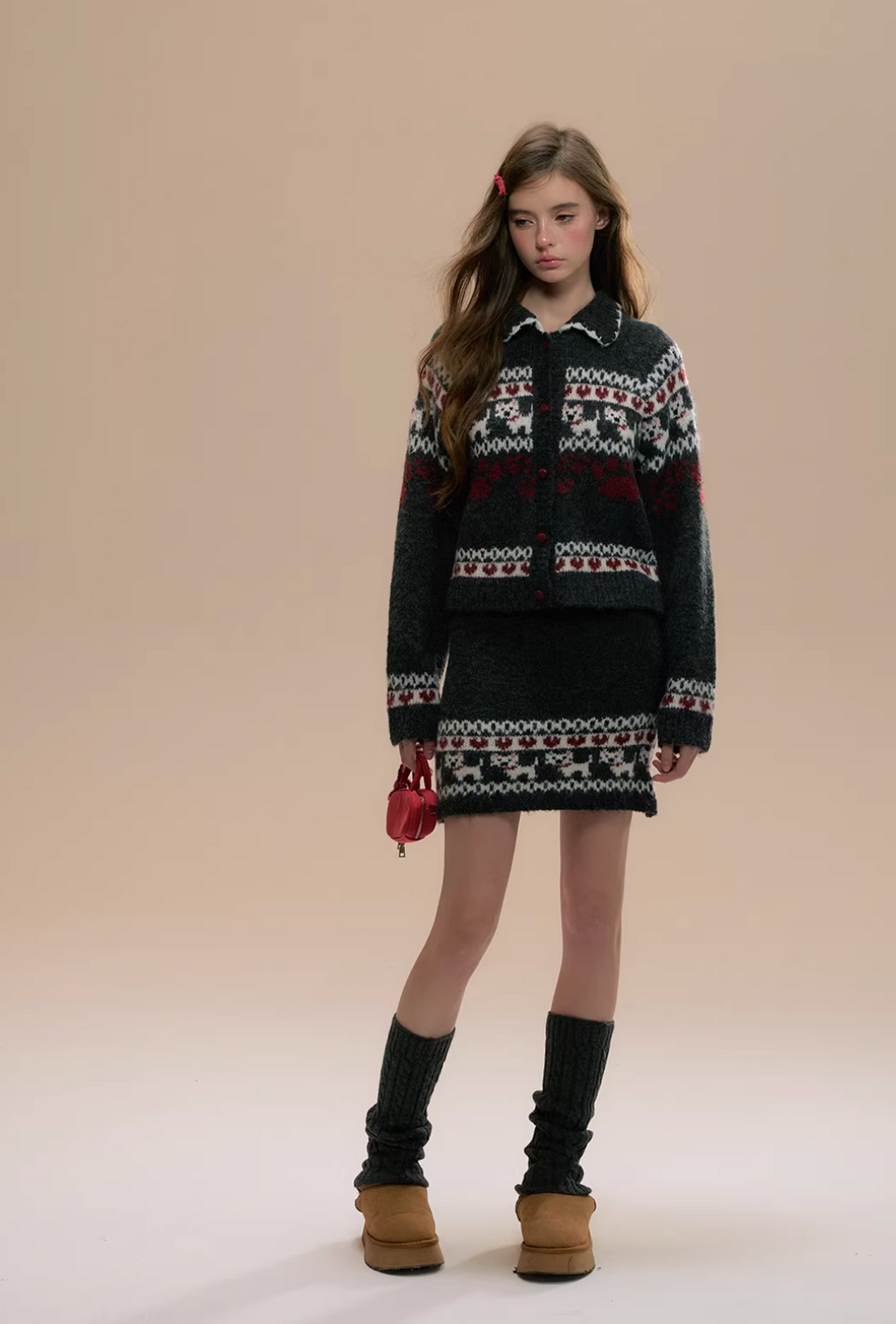 SUNSETPARK "Fair Isle Dog" retro dark gray knitted cardigan and skirt by SunsetPark, suitable for spring.