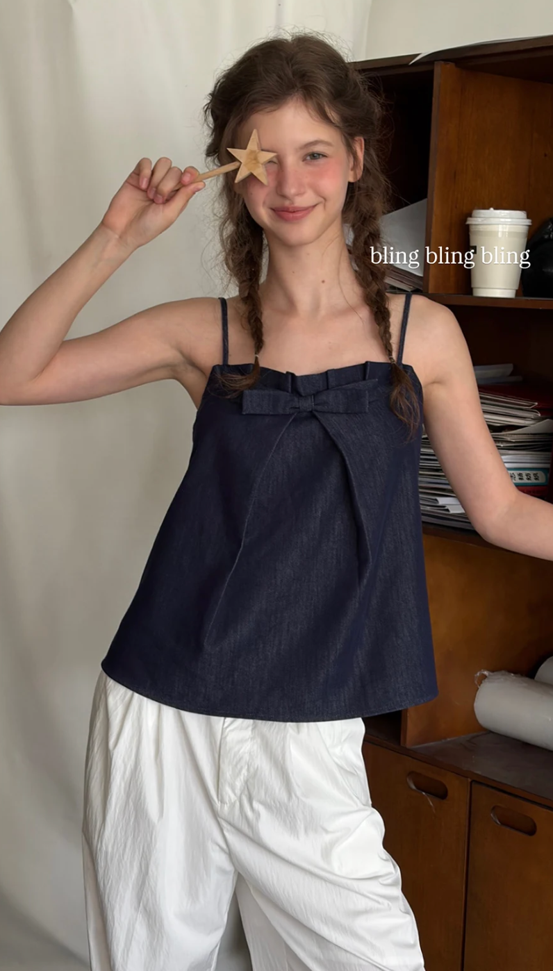 LETM Women's retro tank top, bow design, polka dot color scheme, size adjustable.