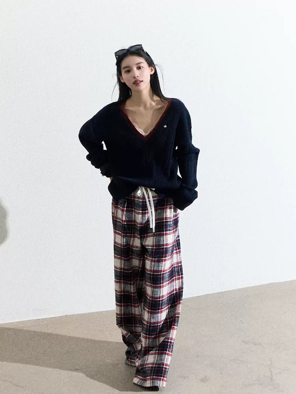 OAKMOO "The River Crossed Me" - Fashionable V-neck knit sweater, perfect for everyday wear and work.