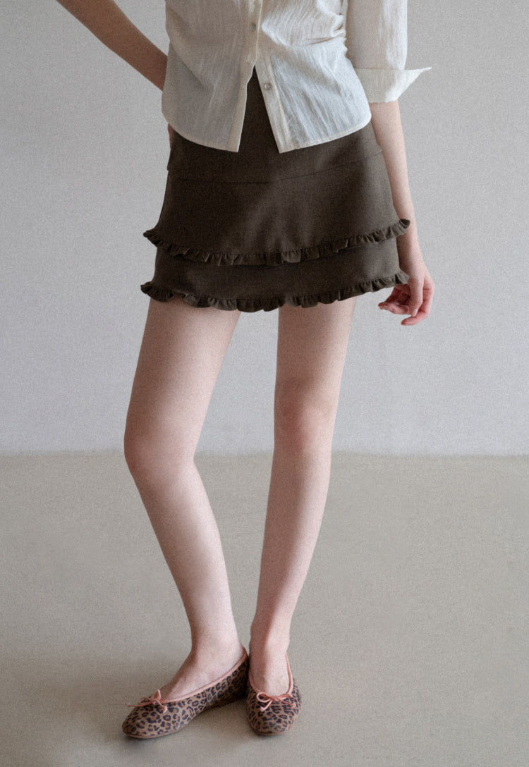French style two-layer ruffled A-line dress for early autumn, high waist, body-hugging, anti-revealing EGGKA