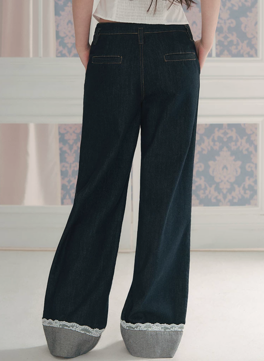 LaluneDuCiel The balance between sweet and cool, soft and skin-friendly material, mid-waist jeans style