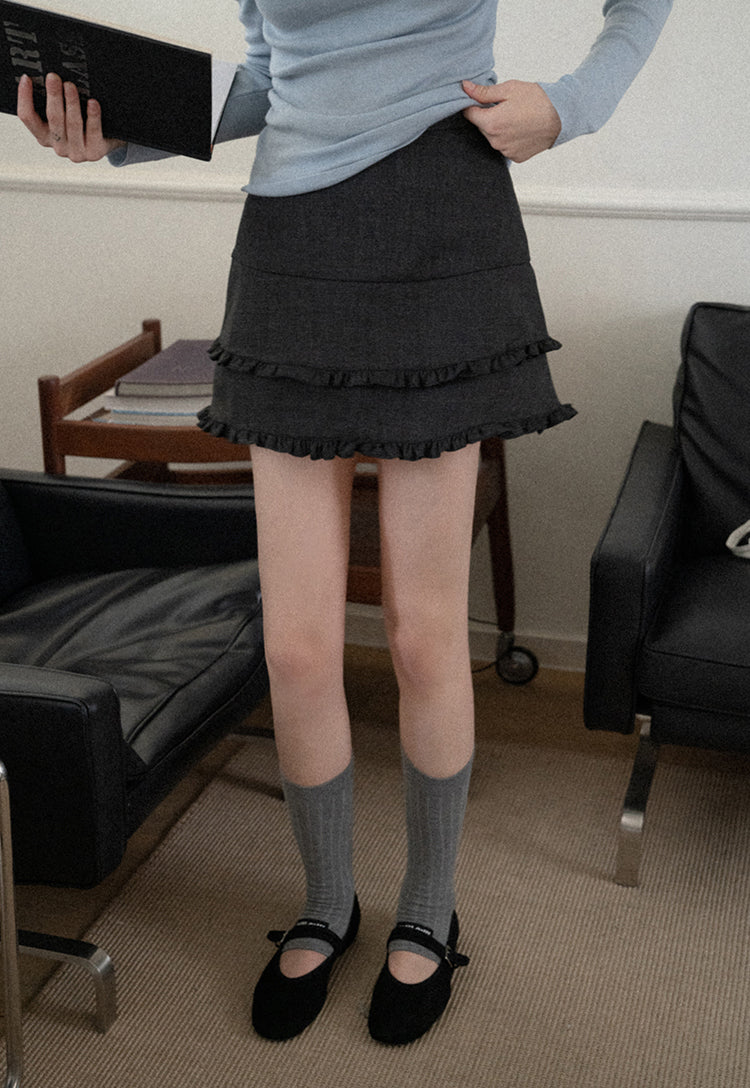 French style two-layer ruffled A-line dress for early autumn, high waist, body-hugging, anti-revealing EGGKA