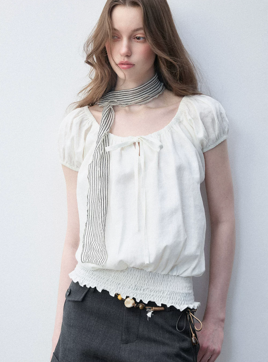 LUAMOSS Korean-style short-sleeved T-shirt with tulip pattern "Lyocell Ramie Blend" for women, breathable and flattering