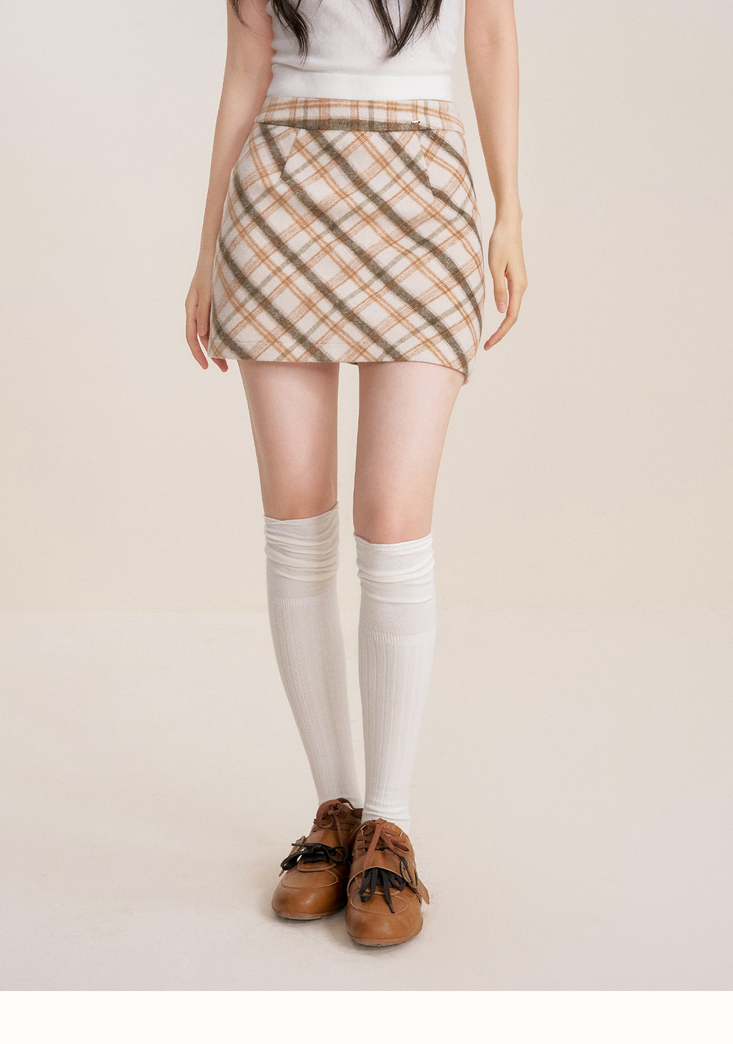KROCHE Retro Butter Cookie Plaid A-line Wool Short Skirt 25aw