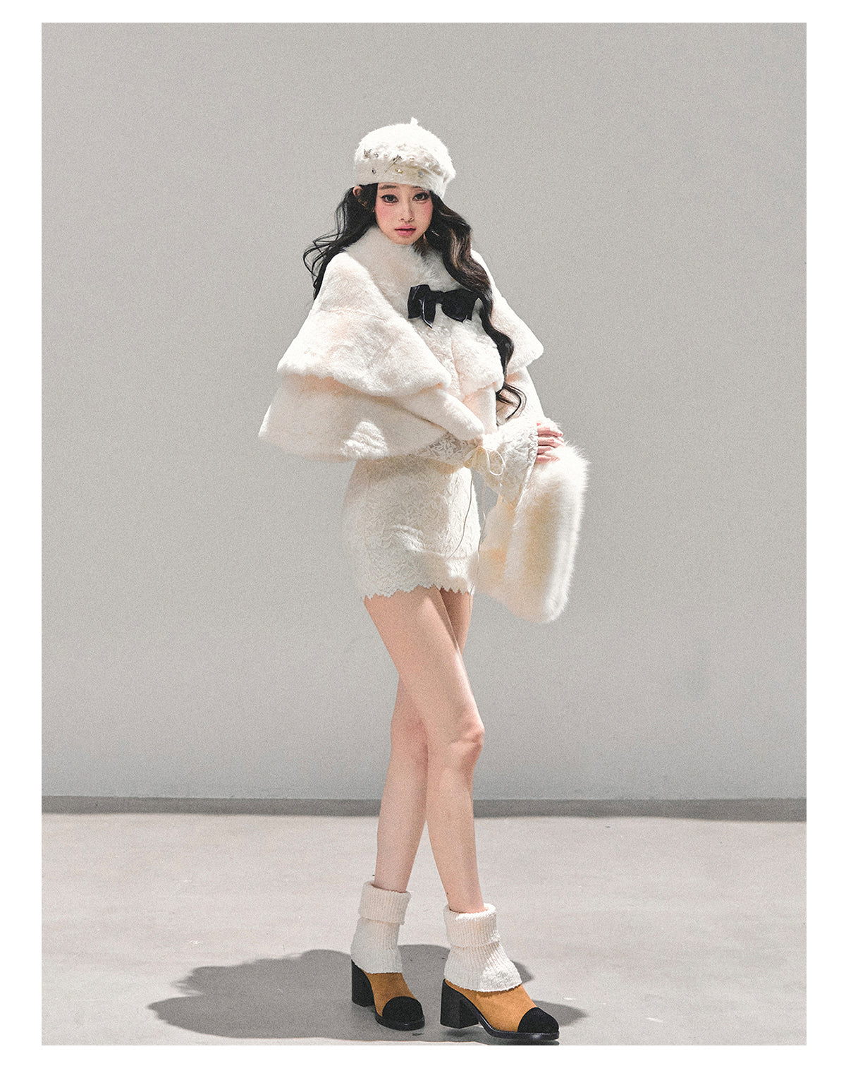 SHAOYEYAN Women's "First Snow is Coming" French Christmas Coat (Winter)