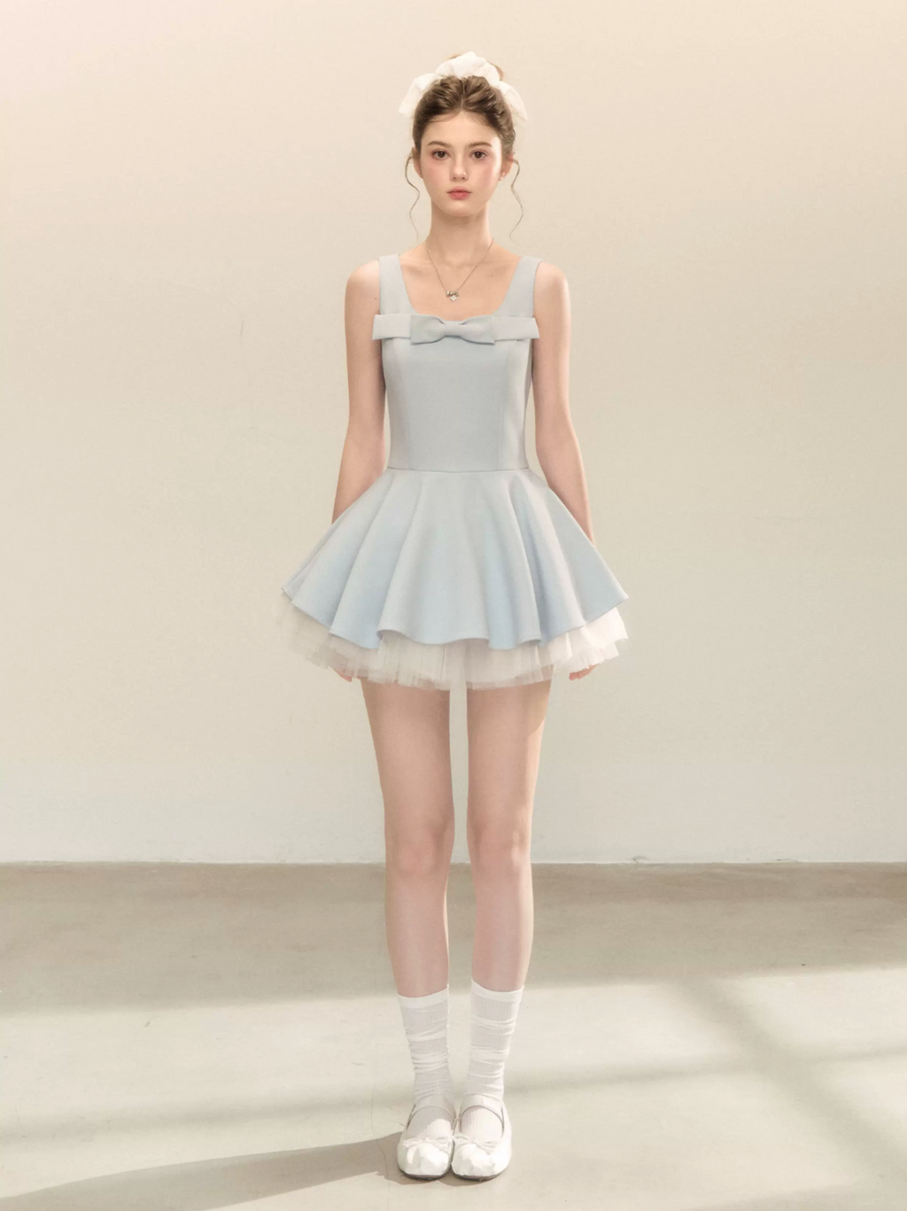 QDQD Rich princess-style strapless dress, high-end design to flatter the waist, new spring/summer arrival, multi-piece mesh skirt.