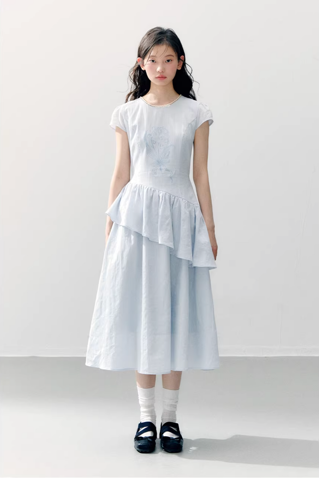 ANNATTO ANNATTO blue lily-of-the-valley short-sleeved dress with embroidered details, ruffle hem and fitted waist