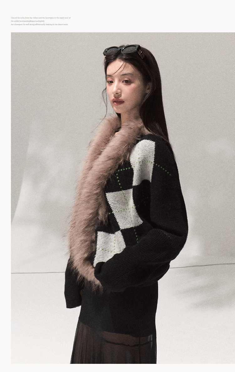 OAKMOO "Tangible Gift" - Women's Loose Cardigan with Raccoon Collar, Thick and Warm Coat.