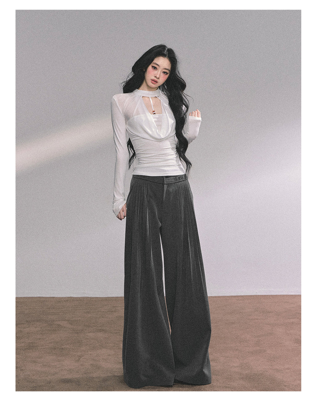 SHAOYEYAN Women's Sexy Fake "Baddie Hot Girl" Two-piece Long Sleeve T-shirt, Autumn Black Top