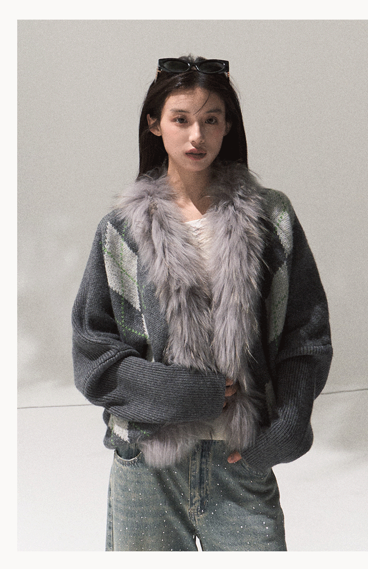 OAKMOO "Tangible Gift" - Women's Loose Cardigan with Raccoon Collar, Thick and Warm Coat.