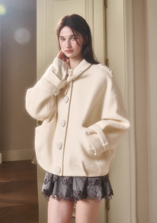 GOV Galaxy Forever "Fluffy Snow" Thick, Comfortable, Elegant and Warm Women's Twill Cut Wool Coat