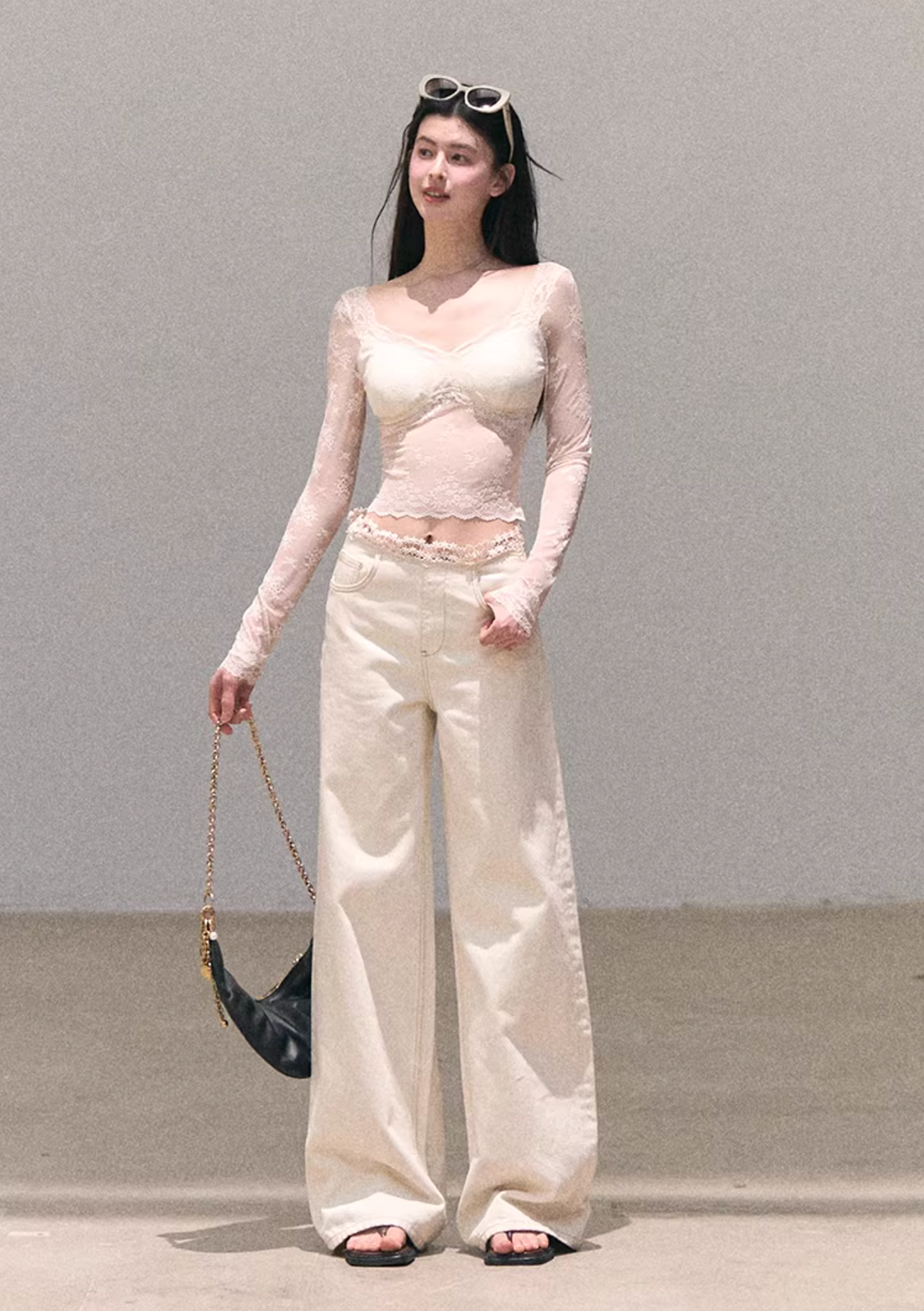 OAKMOO Wide-leg straight jeans with Bohemian-style patchwork lace.