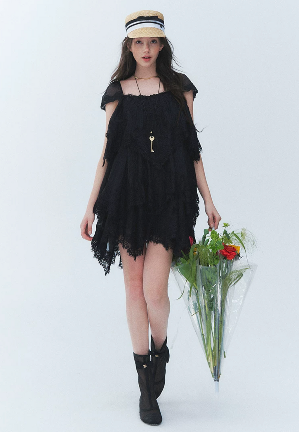 LaluneDuCiel Square neck flared lace dress, thick material, retro style, suitable for beach vacations.